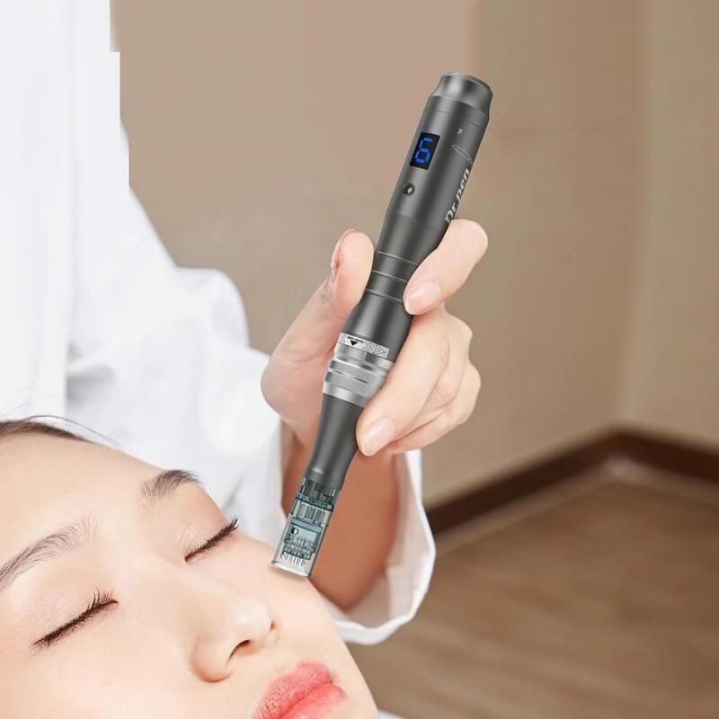 Wireless Dr. Pen M8 Plus with Microneedling Serum & 30x Cartridges $ Beige Bag